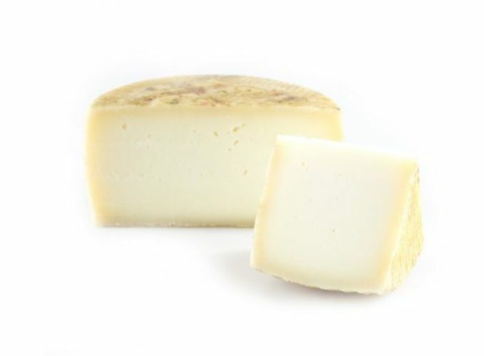 Queso Semicurado de Cabra de Raza Payoya El Gazul (cuña 300 g)